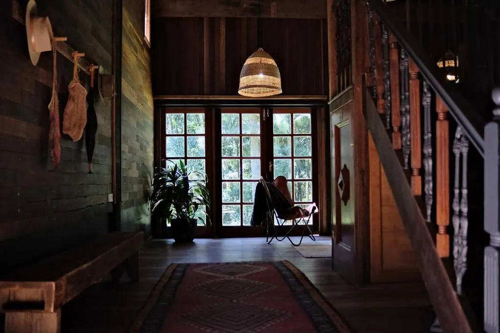 The Elm House Studio Mount Glorious 0*,  Australia