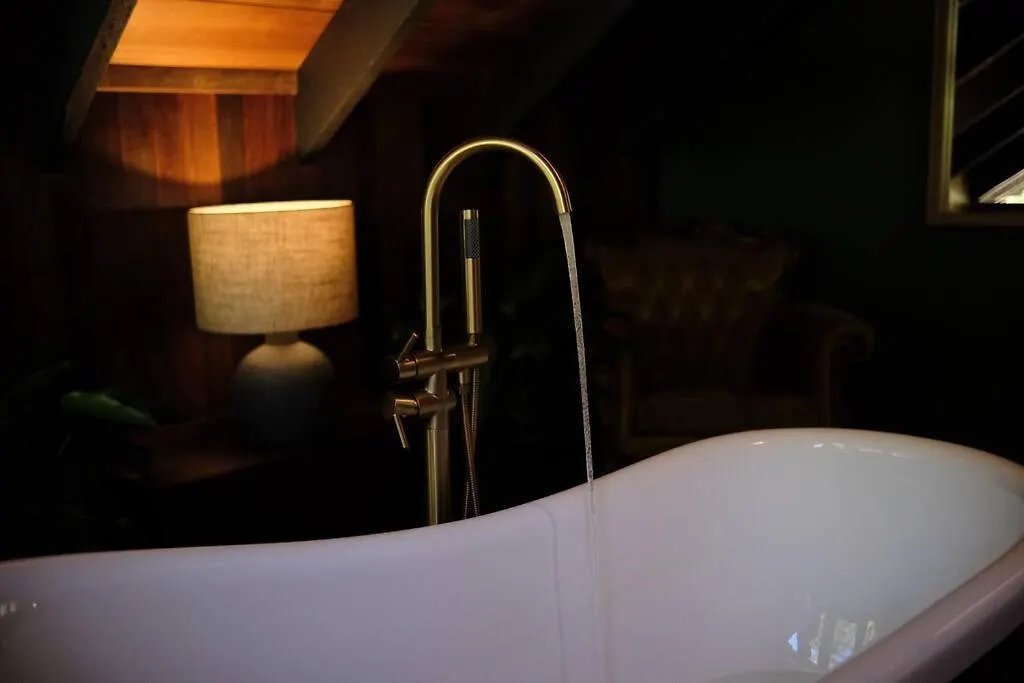 Holiday home The Elm House Studio Mount Glorious Australia